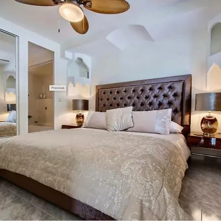 Villa Marbella *