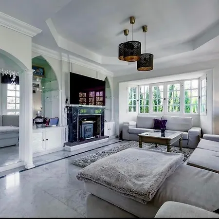 Villa Marbella *